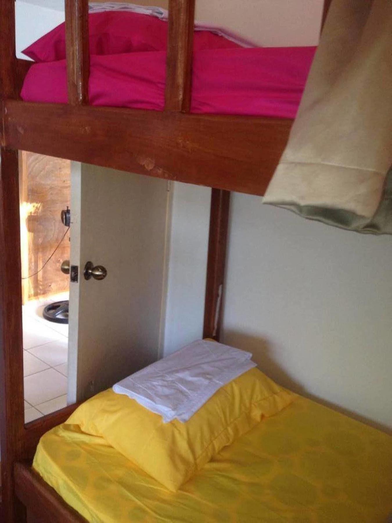 Bohemian Hostel Panglao Exterior photo